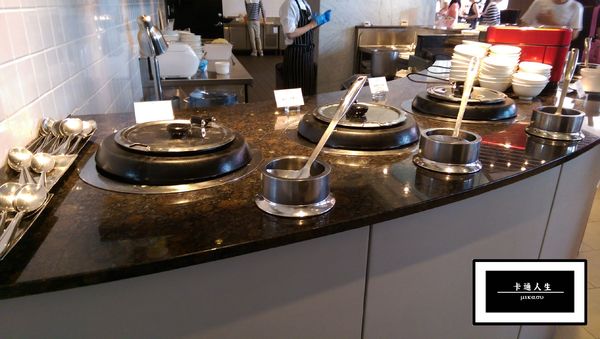 高雄國賓大飯店-i River愛河牛排海鮮自助餐廳: 【高雄/食﹡鹽埕】精緻甜點包君滿意.高雄國賓大飯店-i River愛河牛排海鮮自助餐廳