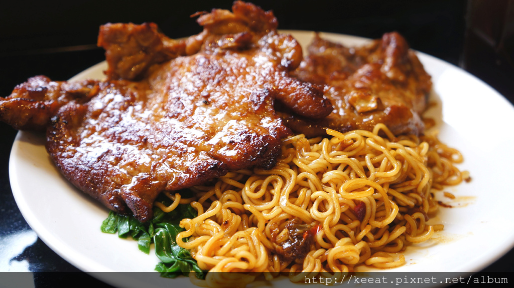 XO醬豬排撈公仔麵