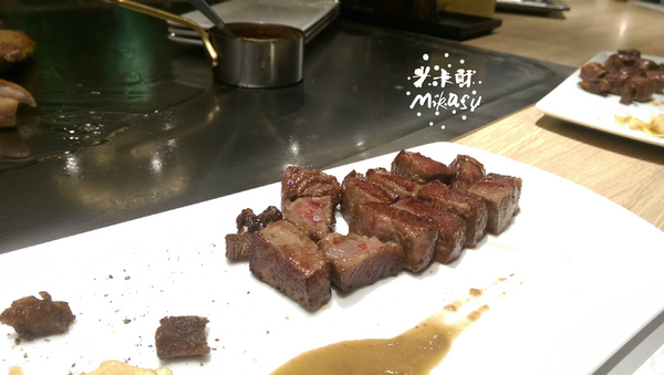 hot7新鐵板料理(大里店):【台中/食﹡大里】高雄巨蛋店參考文.微地雷文慎入.hot7新鐵板料理