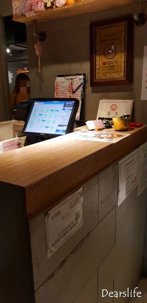 【苗栗.頭份】湯二木精緻鍋物 Woods Pot|尚順廣場人氣美食 近大潤發|自助吧無限供應|必點鍋井燒 享受火烤二吃