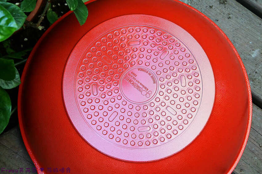 家居鍋具【韓國Kitchen Art】絕美超喜氣搬家送禮首選!紅鈦晶原石IH不沾鍋具組-二代升級款│炒鍋+湯鍋+平煎鍋+鍋蓋│疊起收納超方便 - Fresa芙芮莎♥莎旅憶食