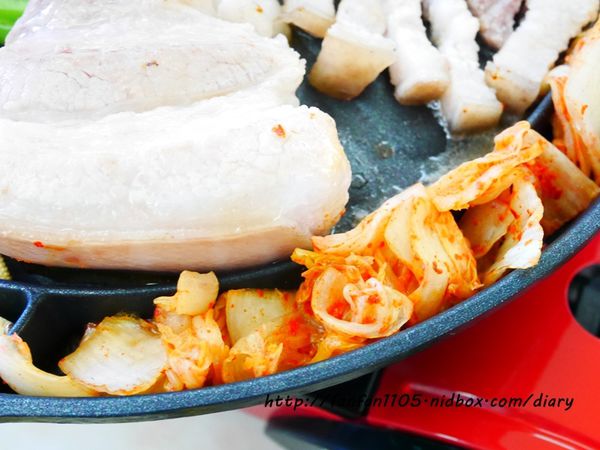 韓國Kitchen Art 元祖夯肉不沾烤盤 34cm (13).JPG