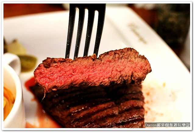 『桃園市桃園區』牛仔好忙原塊牛排(桃園建國店)●很嫩的紐西蘭原塊嫩肩 桃園牛排館/義大利麵/燉飯/手工披薩