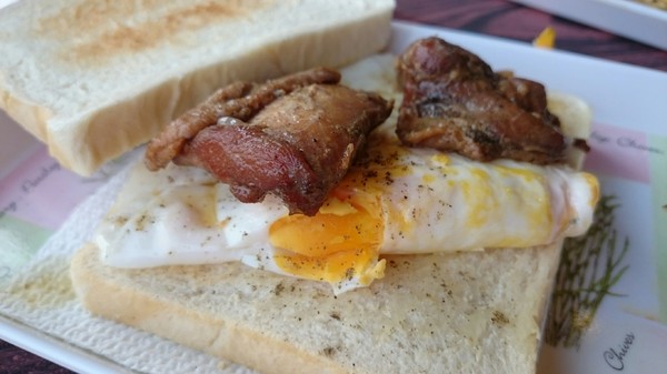 老江紅茶牛奶：高雄裕誠店~老江紅茶牛奶~高雄必吃的早餐店~