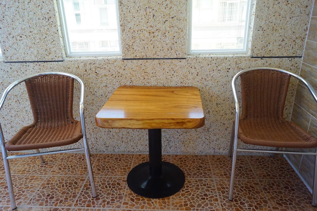 台東市 「半閒民宿」 - SGS認證民宿 撲鼻木頭香的健康木作民宿