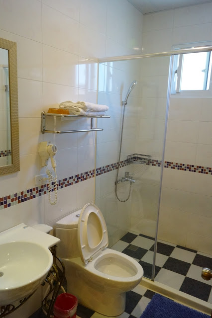 台東市 「半閒民宿」 - SGS認證民宿 撲鼻木頭香的健康木作民宿