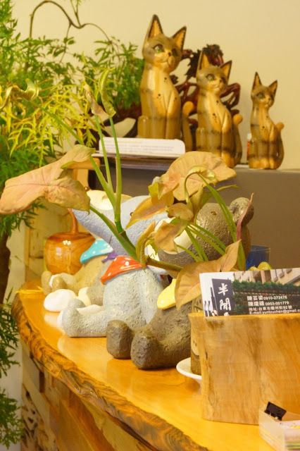 台東市 「半閒民宿」 - SGS認證民宿 撲鼻木頭香的健康木作民宿