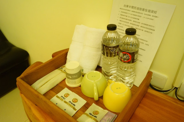 台東市 「半閒民宿」 - SGS認證民宿 撲鼻木頭香的健康木作民宿