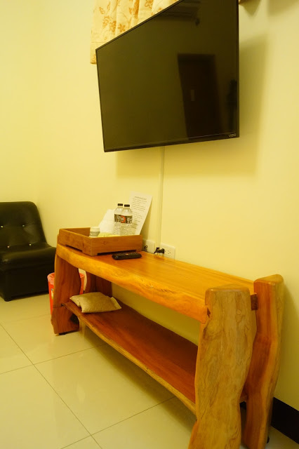 台東市 「半閒民宿」 - SGS認證民宿 撲鼻木頭香的健康木作民宿