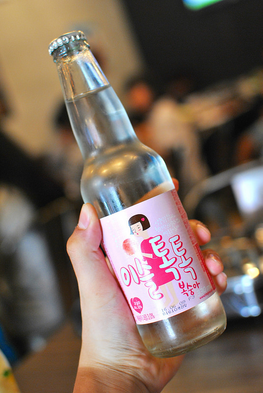 【中壢SOGO韓式】AgMA起司惡魔| 炒飯也能熔岩?! 招牌必點春川炒雞鍋！吃到爽的起士料理與多款韓國米酒,氣泡酒！