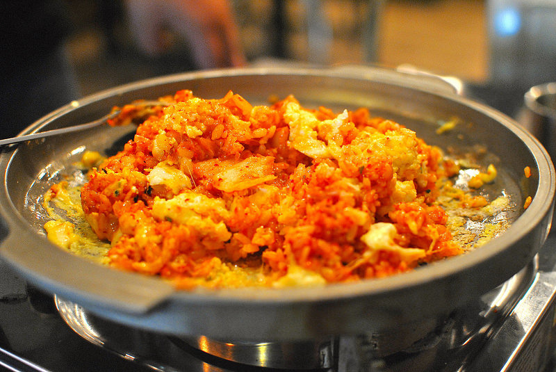 【中壢SOGO韓式】AgMA起司惡魔| 炒飯也能熔岩?! 招牌必點春川炒雞鍋！吃到爽的起士料理與多款韓國米酒,氣泡酒！