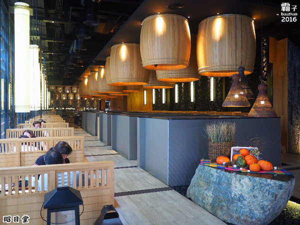 昭日堂：昭日堂燒肉名門，秋季燒肉加火鍋，三人用餐超划算！