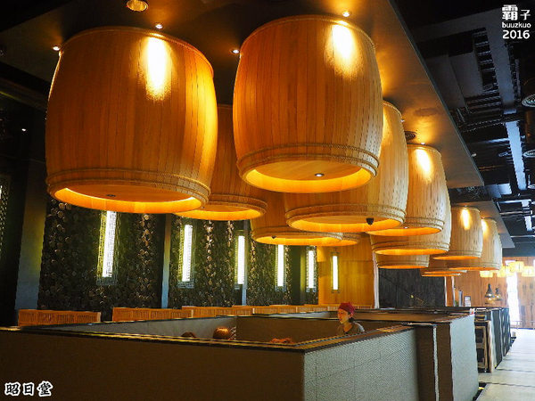 昭日堂：昭日堂燒肉名門，秋季燒肉加火鍋，三人用餐超划算！