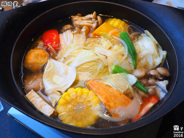 昭日堂：昭日堂燒肉名門，秋季燒肉加火鍋，三人用餐超划算！