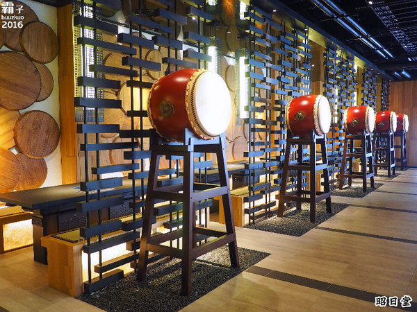 昭日堂：昭日堂燒肉名門，秋季燒肉加火鍋，三人用餐超划算！