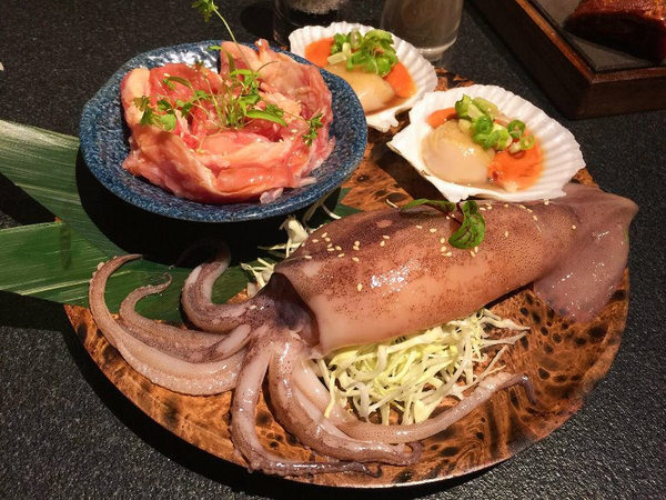 昭日堂：昭日堂燒肉名門，秋季燒肉加火鍋，三人用餐超划算！