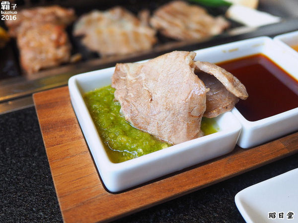 昭日堂：昭日堂燒肉名門，秋季燒肉加火鍋，三人用餐超划算！