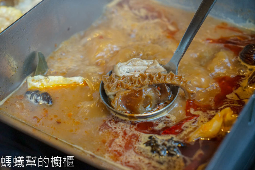 昭日堂鍋煮 | 台中海鮮鍋物推薦,新推出平日午晚餐肉肉吃到飽活動,肉品海鮮自助吧美味再進化,吃飽更能吃的巧思。 - 螞蟻幫的櫥櫃