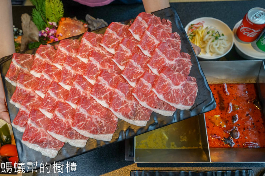 昭日堂鍋煮 | 台中海鮮鍋物推薦,新推出平日午晚餐肉肉吃到飽活動,肉品海鮮自助吧美味再進化,吃飽更能吃的巧思。 - 螞蟻幫的櫥櫃