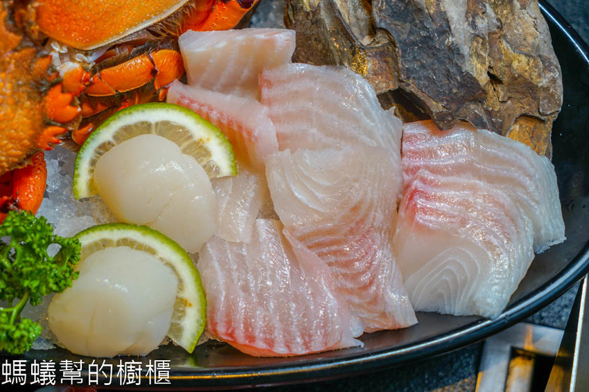 昭日堂鍋煮 | 台中海鮮鍋物推薦,新推出平日午晚餐肉肉吃到飽活動,肉品海鮮自助吧美味再進化,吃飽更能吃的巧思。 - 螞蟻幫的櫥櫃