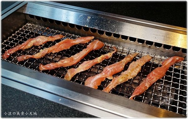 昭日堂燒肉:台中南屯』昭日堂燒肉║食尚玩家推薦,愜意日式禪風,多款精緻套餐,燒肉控們快來大快朵頤吧(附菜單)