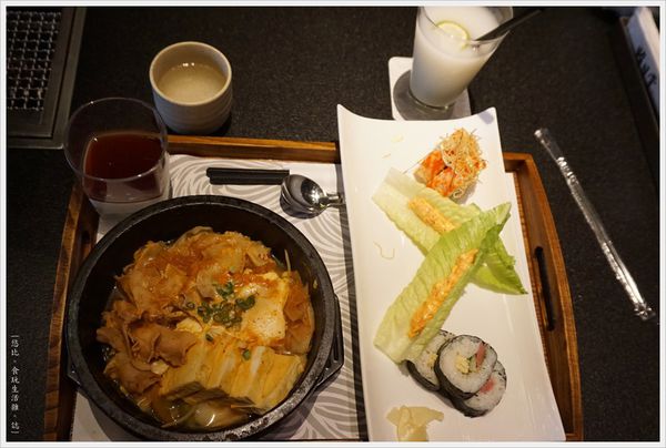 昭日堂-午間套餐-泡菜石鍋花壽司-1.JPG