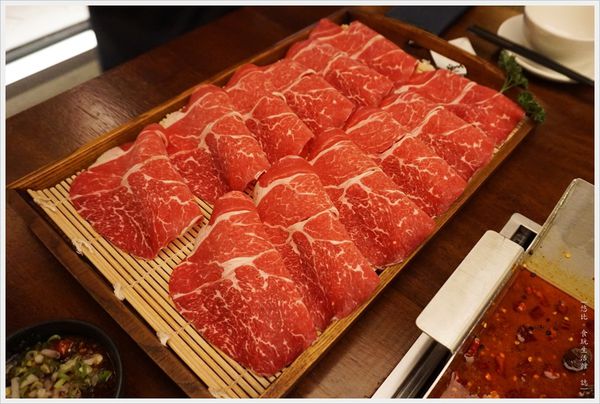昭日堂-2F鍋物-美國大王及大霜降牛-1.JPG