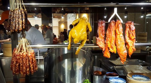 ▌典華 • 豐Food 海陸百匯 ▌薇拉小公主吃完舔嘴唇再次推薦 • 超過200道菜, 還有排行榜冠軍8菜必吃, 吃一餐可以抵3餐的吃到飽料理 ...