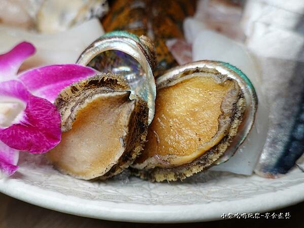 鮑魚-紅巢燒肉工房 (1).jpg