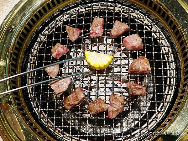 PR牛小排角切-紅巢燒肉工房 1.jpg