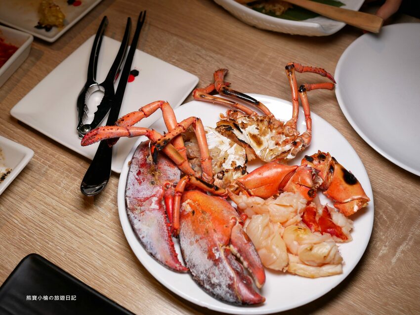 【台中南屯區美食】紅巢燒肉工房公益旗艦店,超平價雙人牛豚燒肉套餐,平日限定1180元!還可加購日本A5和牛、波士頓活龍蝦,生日壽星來店慶生送蛋糕!內文附詳細菜單價位介紹。 @熊寶小榆の旅遊日記