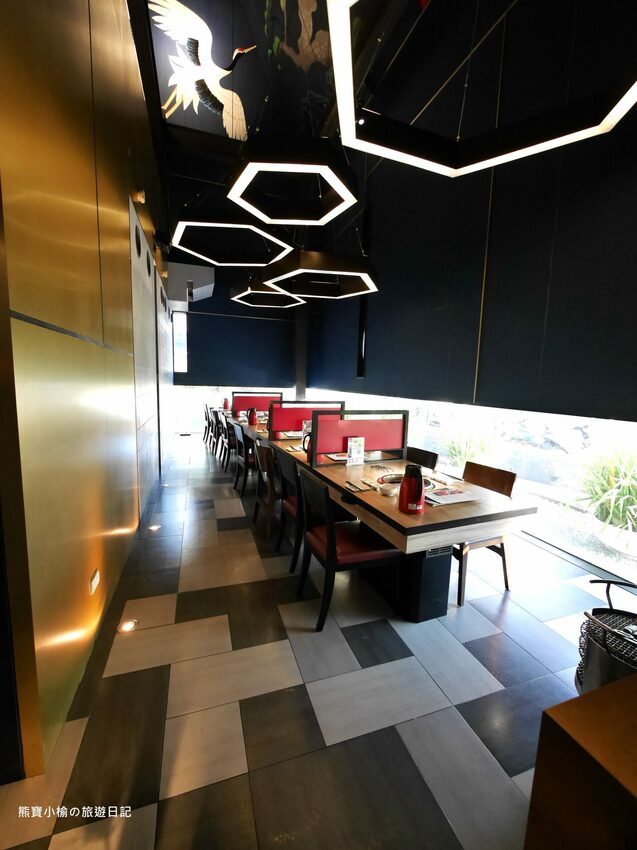 【台中南屯區美食】紅巢燒肉工房公益旗艦店,超平價雙人牛豚燒肉套餐,平日限定1180元!還可加購日本A5和牛、波士頓活龍蝦,生日壽星來店慶生送蛋糕!內文附詳細菜單價位介紹。 @熊寶小榆の旅遊日記