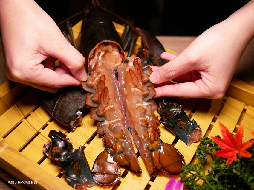 【台中南屯區美食】紅巢燒肉工房公益旗艦店,超平價雙人牛豚燒肉套餐,平日限定1180元!還可加購日本A5和牛、波士頓活龍蝦,生日壽星來店慶生送蛋糕!內文附詳細菜單價位介紹。 @熊寶小榆の旅遊日記