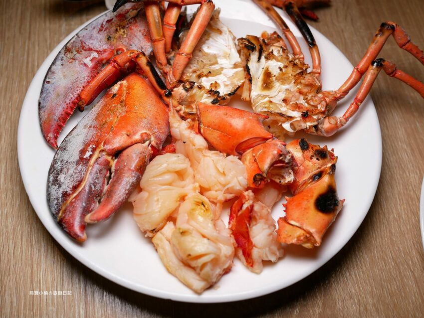 【台中南屯區美食】紅巢燒肉工房公益旗艦店,超平價雙人牛豚燒肉套餐,平日限定1180元!還可加購日本A5和牛、波士頓活龍蝦,生日壽星來店慶生送蛋糕!內文附詳細菜單價位介紹。 @熊寶小榆の旅遊日記