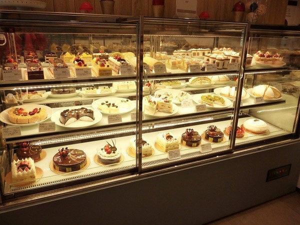 艾斯特烘焙 ERSTE Pâtisserie:酸甜細膩的滋味,品嚐粉紅甜心馬卡龍--艾斯特烘焙 ERSTE Pâtisserie体驗心得 艾斯特烘焙 ERSTE Pâtisserie:酸甜細膩的滋味,品嚐粉紅甜心馬卡龍--艾斯特烘焙 ERSTE Pâtisserie体驗心得