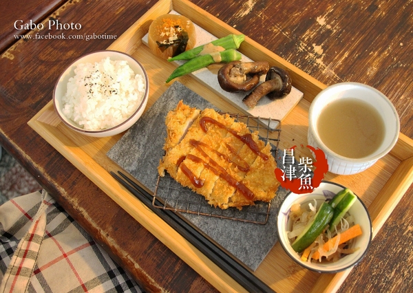 昌津柴魚 しょくじ どころ：【台南】120元的美味日式定食就在『昌津柴魚』！好吃的店家不能只有我知道！>//<