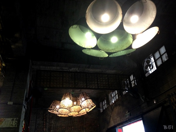 【高雄美食】黑狗食堂∞真的有黑狗的道地新加坡美食