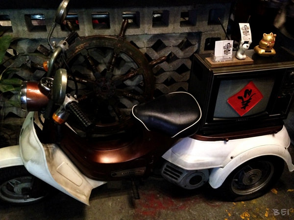 【高雄美食】黑狗食堂∞真的有黑狗的道地新加坡美食