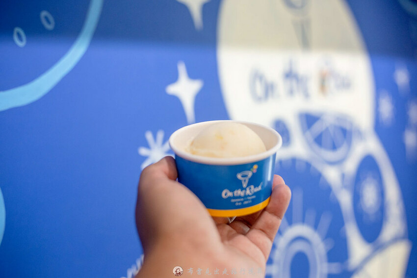 高人氣的義式冰淇淋連併排違停都想要買，超級推薦抹茶柚子脆片與柚香檸檬雪酪，好吃｜布雷克出走旅行視界