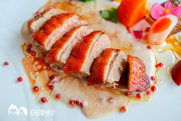 日光私廚：【宜蘭美食】日光私廚｜冬山河畔私廚料理饗宴！頂級牛排櫻桃鴨下午茶甜點咖啡