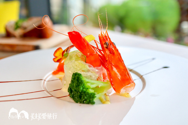 日光私廚：【宜蘭美食】日光私廚｜冬山河畔私廚料理饗宴！頂級牛排櫻桃鴨下午茶甜點咖啡