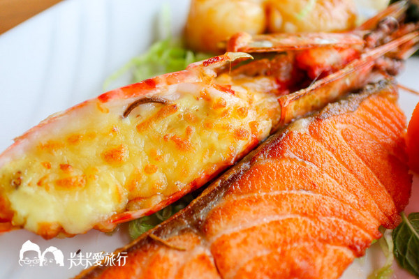 日光私廚：【宜蘭美食】日光私廚｜冬山河畔私廚料理饗宴！頂級牛排櫻桃鴨下午茶甜點咖啡