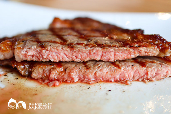 日光私廚：【宜蘭美食】日光私廚｜冬山河畔私廚料理饗宴！頂級牛排櫻桃鴨下午茶甜點咖啡