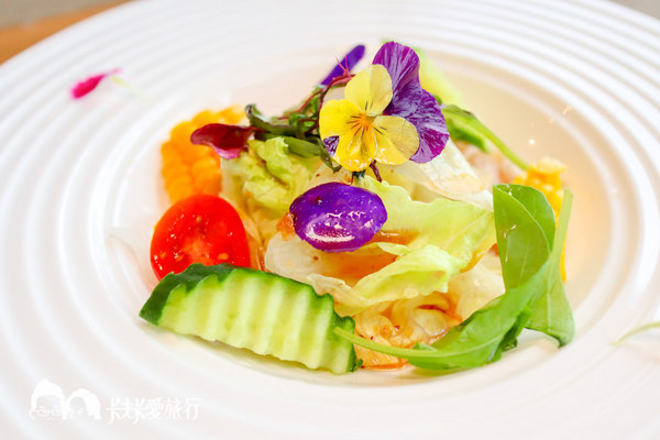 日光私廚：【宜蘭美食】日光私廚｜冬山河畔私廚料理饗宴！頂級牛排櫻桃鴨下午茶甜點咖啡