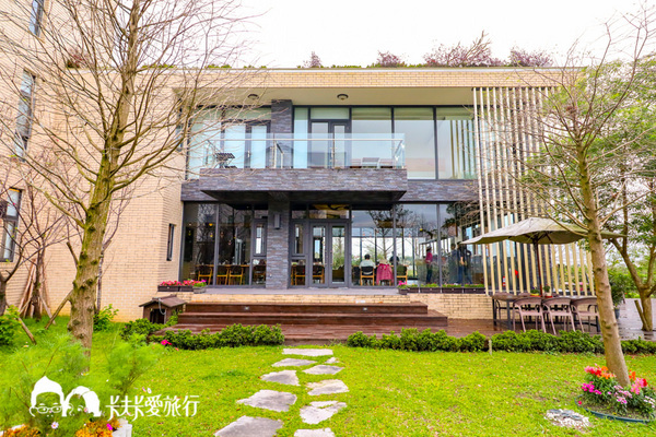 日光私廚：【宜蘭美食】日光私廚｜冬山河畔私廚料理饗宴！頂級牛排櫻桃鴨下午茶甜點咖啡