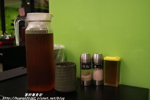 IMG_4569.JPG IMG_4569.JPG