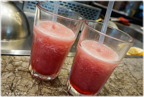 合榭創意板燒小廚:台中南區』合榭 精緻鐵板料理║忠孝夜市排隊美食。高CP值鐵板燒,尚青的海陸大餐,另有平日商業午餐只要199元!