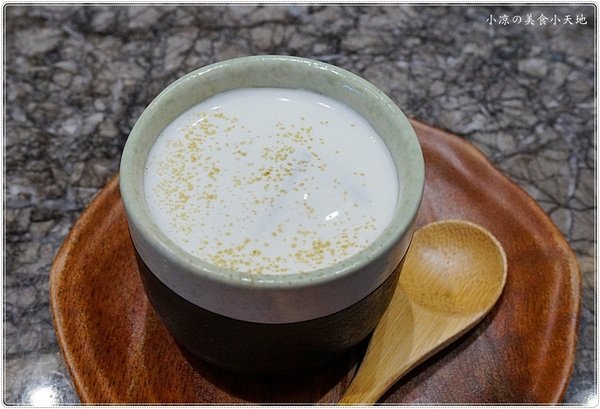 合榭創意板燒小廚:台中南區』合榭 精緻鐵板料理║忠孝夜市排隊美食。高CP值鐵板燒,尚青的海陸大餐,另有平日商業午餐只要199元!