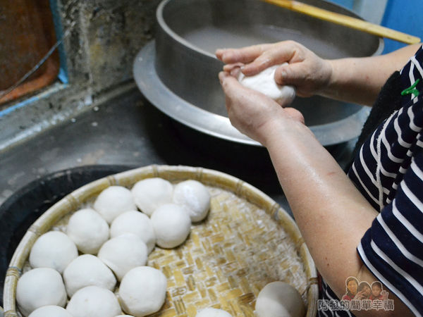 湯家大肉圓10-包肉圓