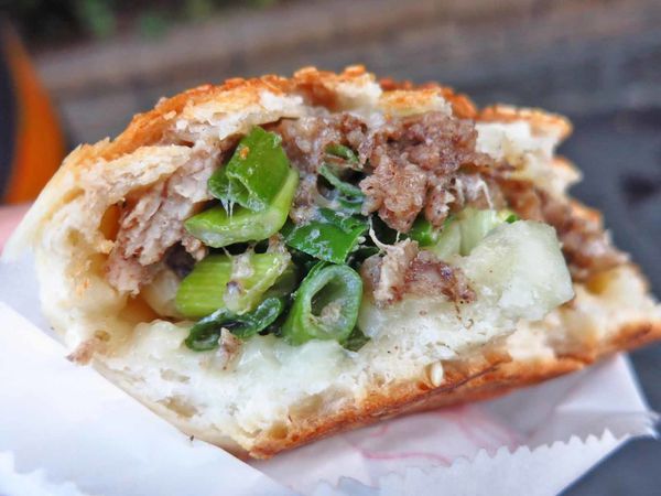 【蘆洲美食】海伯胡椒餅-１顆３５元平價美味胡椒餅